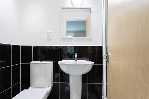 2 bedroom flat to rent, Hewetts Quay