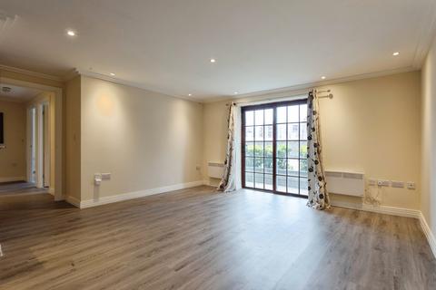 2 bedroom flat to rent, Hewetts Quay