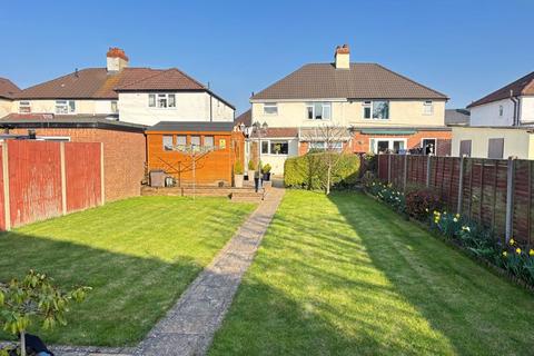 3 bedroom semi-detached house for sale, Elmbridge Road, Longlevens, Gloucester