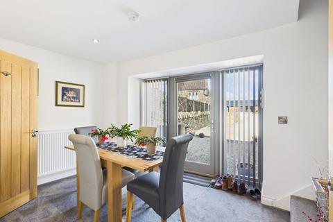 2 bedroom end of terrace house for sale, 11 Yeabridge Court, Yeabridge, Near South Petherton