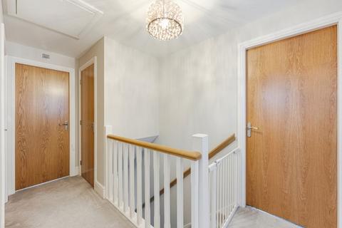 43 Fairway, Standish, Wigan, WN6 0UY