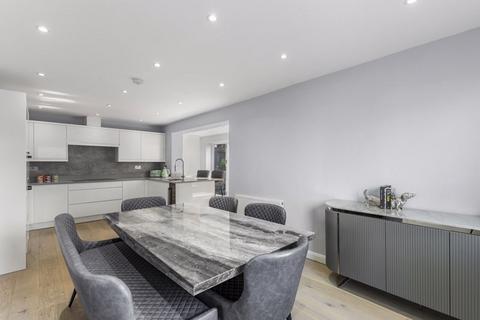 3 bedroom detached house for sale, Mawcroft Close, Leeds LS19