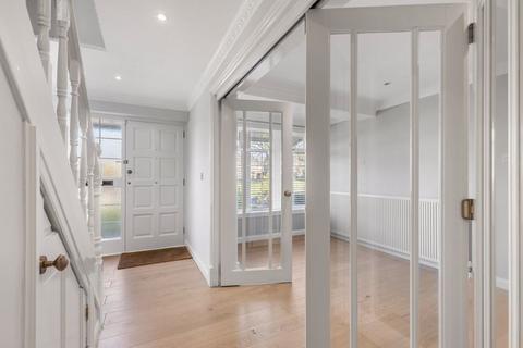 3 bedroom detached house for sale, Mawcroft Close, Leeds LS19