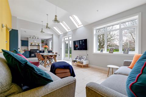 4 bedroom detached house for sale, Hamilton Drive, Melton Mowbray, Leicestershire