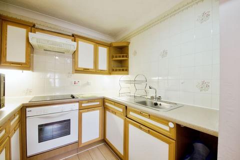 2 bedroom flat for sale, Mayfield Avenue, North Finchley N12