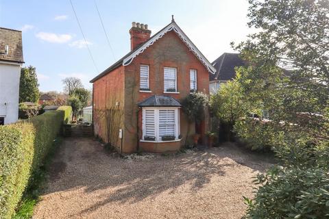 4 bedroom detached house for sale, Aldershot Road, Church Crookham GU52