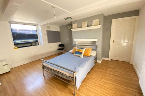 1 bedroom terraced house to rent, Water Street, Huddersfield HD1