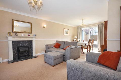 15 Abbot Walk, Clitheroe, BB7 1JE