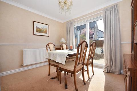 15 Abbot Walk, Clitheroe, BB7 1JE