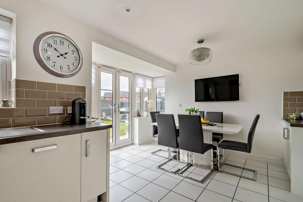 Dining Kitchen