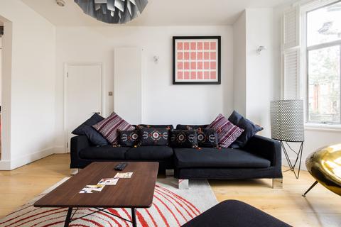 undefined, Wallingford Avenue, London W10