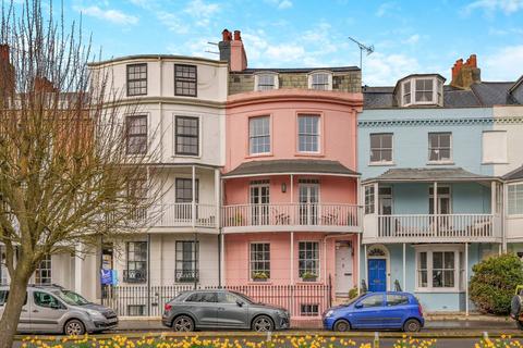 5 bedroom terraced house for sale, South Terrace, Littlehampton, West Sussex