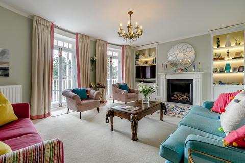 5 bedroom terraced house for sale, South Terrace, Littlehampton, West Sussex