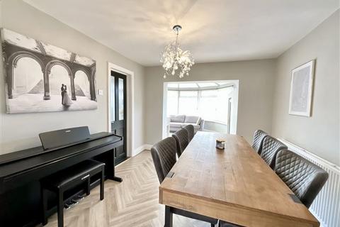 4 bedroom semi-detached house for sale, Aughton Lane, Aston, Sheffield, S26 2AN
