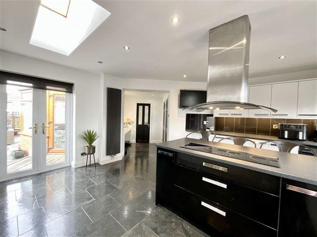 Breakfast kitchen