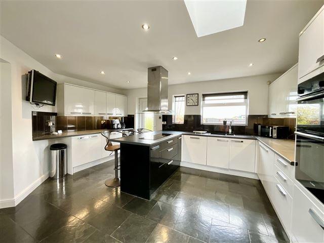 Breakfast kitchen
