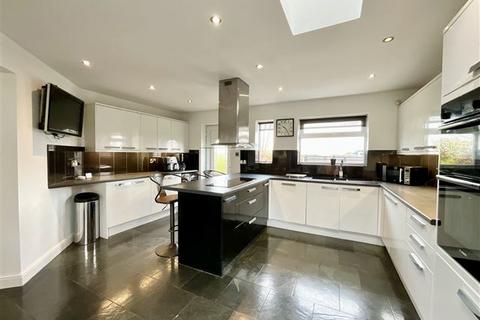105 Aughton Lane, Aston, Sheffield, S26 2AN