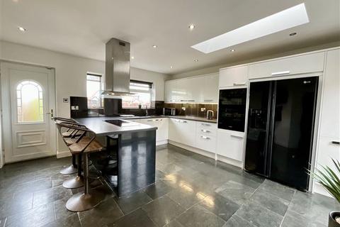 105 Aughton Lane, Aston, Sheffield, S26 2AN