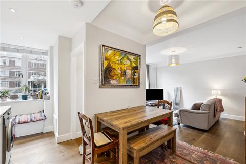 Balham High Road, SW17