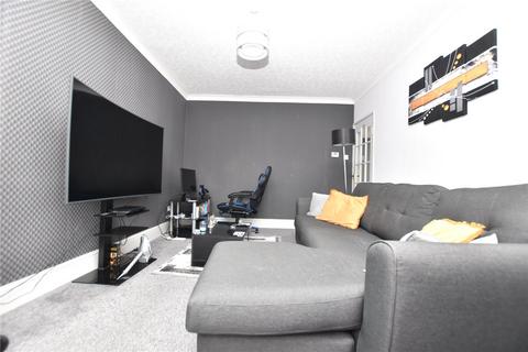 2 Asquith Drive, Morley, Leeds, LS27 9QG