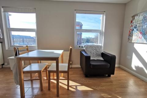 1 bedroom flat to rent, London N4