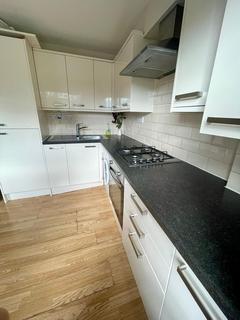 1 bedroom flat to rent, London N4