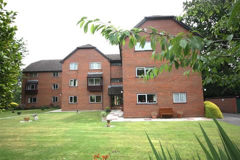 3 bedroom apartment for sale, Nethergrange Court, Albert Road North, Great Malvern, Worcestershire, WR14 2TP