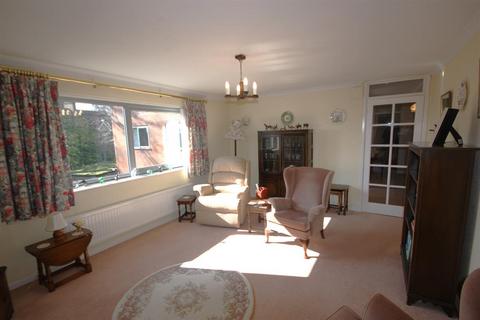 3 bedroom apartment for sale, Nethergrange Court, Albert Road North, Great Malvern, Worcestershire, WR14 2TP