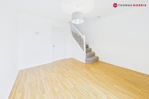 2 bedroom end of terrace house for sale, York Close, Bedfordshire SG18