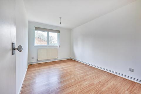 23 Grovelands, Park Street, St Albans, AL2 2TT