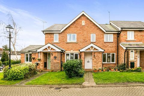 2 bedroom terraced house to rent, Church Walks, Chester CH3