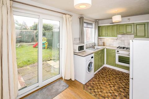 2 bedroom terraced house to rent, Church Walks, Chester CH3