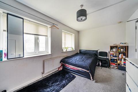 12 Ramones Terrace, Mitcham, CR4 1ZX