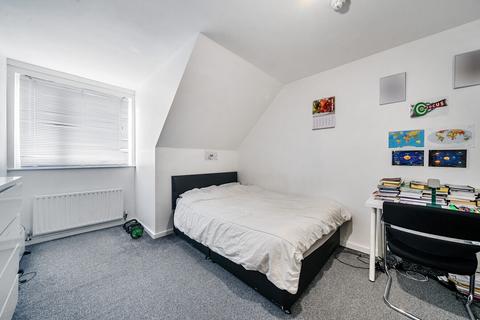 12 Ramones Terrace, Mitcham, CR4 1ZX