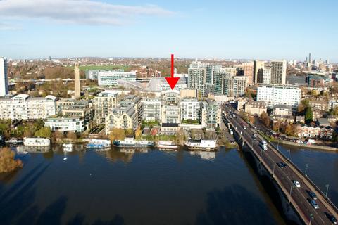 3 bedroom flat for sale, Belvedere House, Middlesex TW8