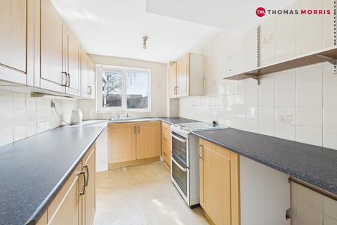 3 bedroom end of terrace house for sale, Andrew Road, St. Neots PE19