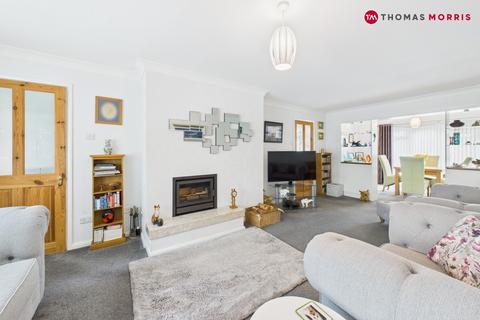 3 bedroom detached house for sale, Beachampstead Road, St. Neots PE19
