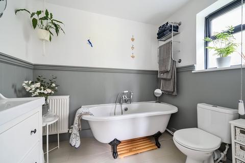 3 bedroom bungalow for sale, Railway Hill, Canterbury CT4