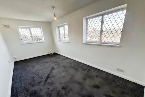 3 bedroom semi-detached house to rent, Cartmel Place, Preston PR2