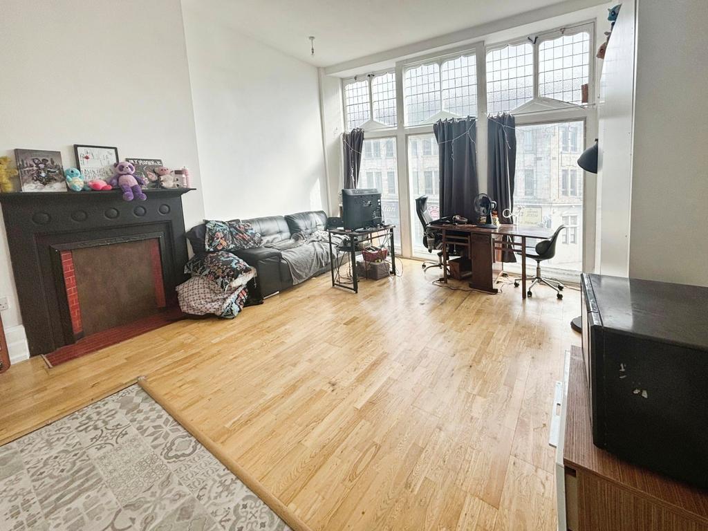 Lounge/Bedroom
