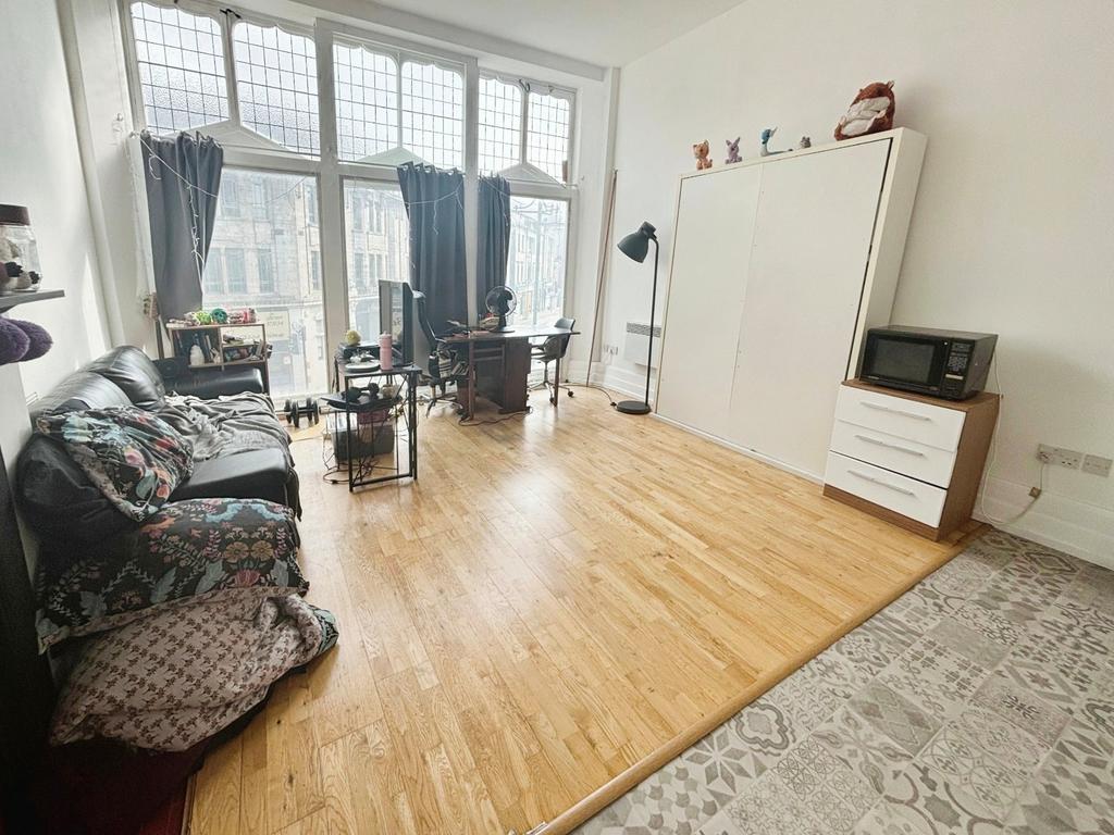 Lounge/Bedroom
