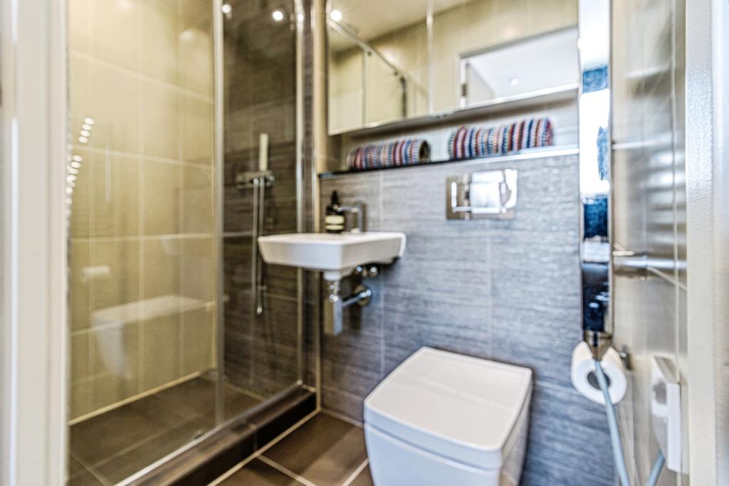 Ensuite