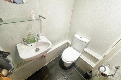 3 bedroom terraced house to rent, Peel Close, Lancashire BB2