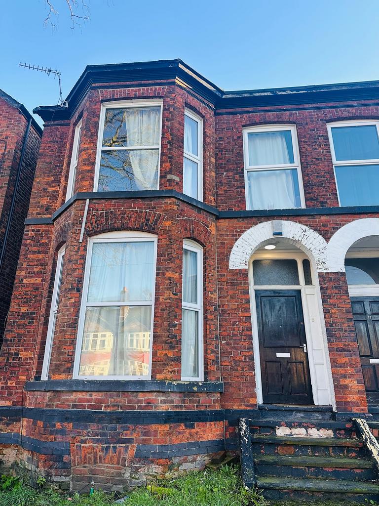 A charming exterior view of a well-maintained b...