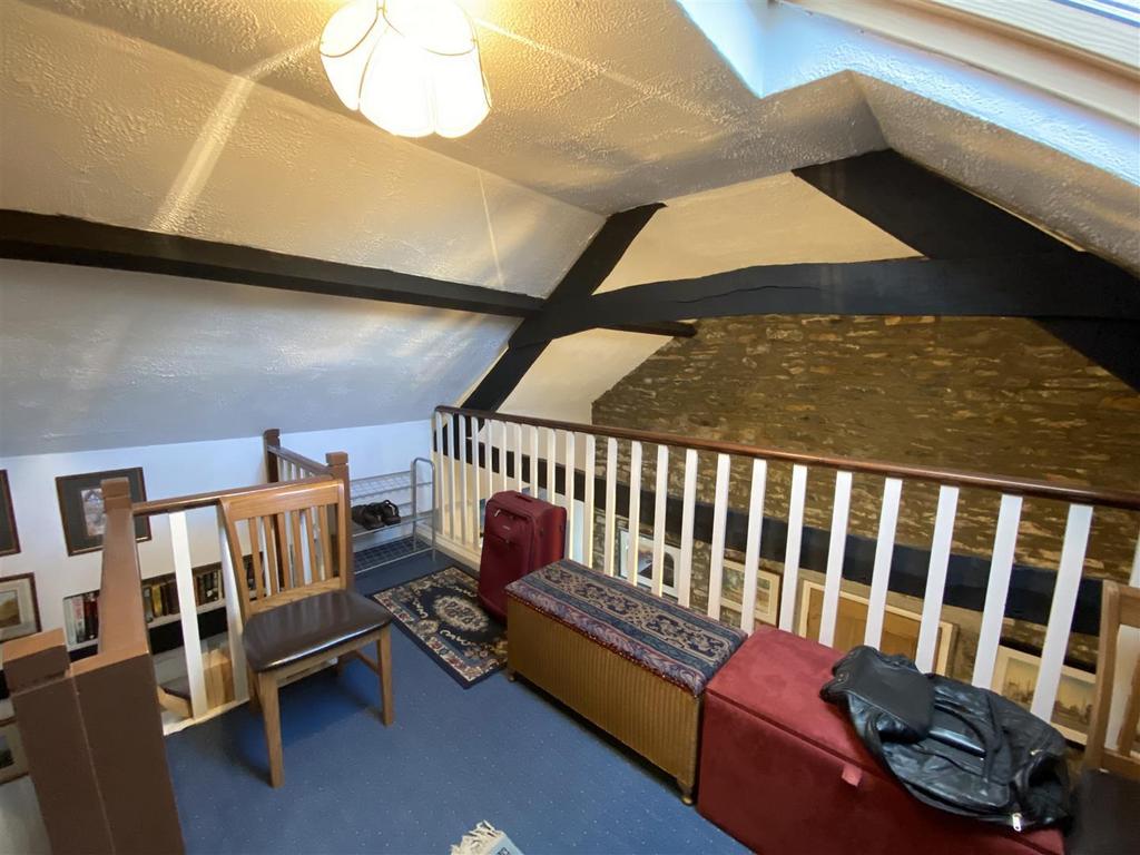 Mezzanine floor