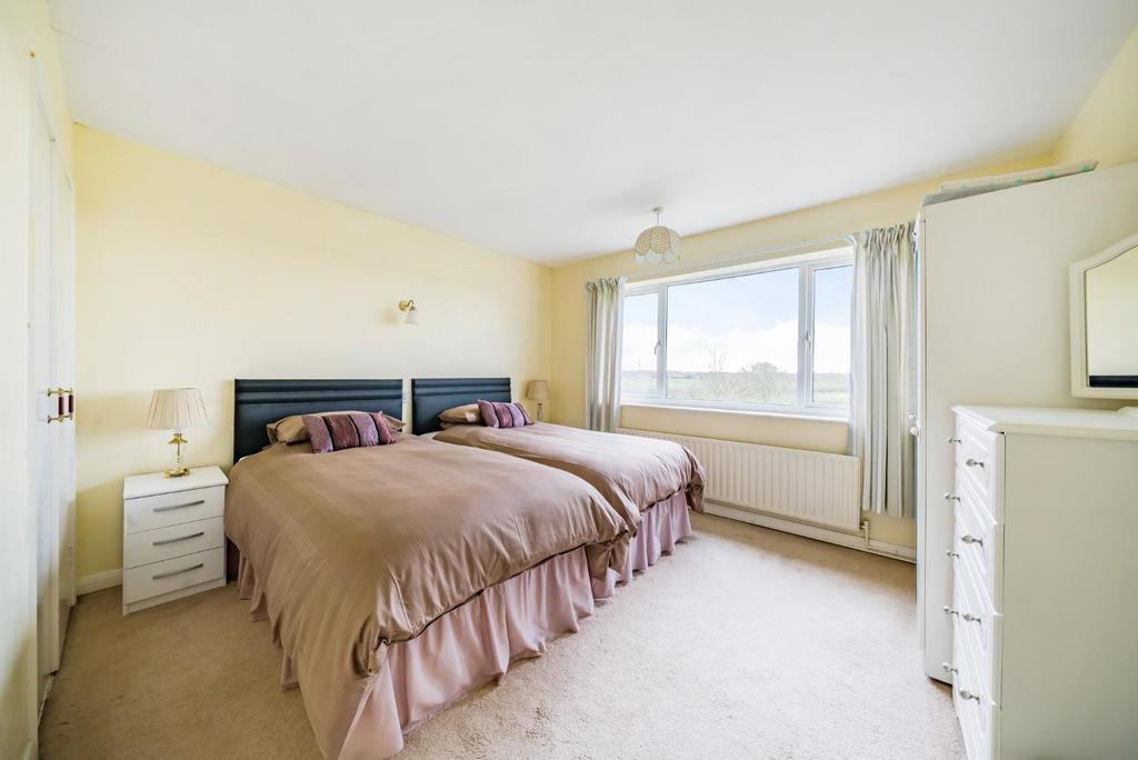 SECOND DOUBLE BEDROOM.jpg