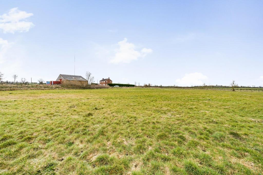 3rd PADDOCK VIEW.jpg