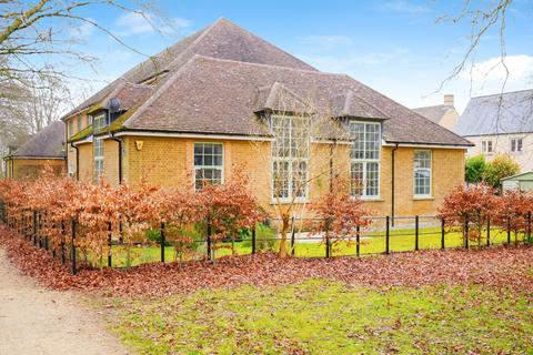 1 Eagle Drive, Upper Rissington, Cheltenham, GL54 2GW