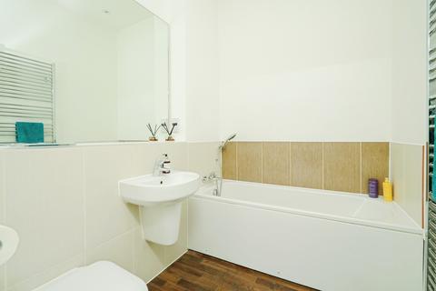 1 Eagle Drive, Upper Rissington, Cheltenham, GL54 2GW