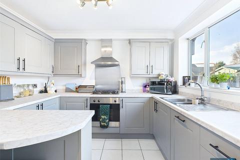 9 Thompson Drive, Hatfield, Doncaster, DN7 6JX